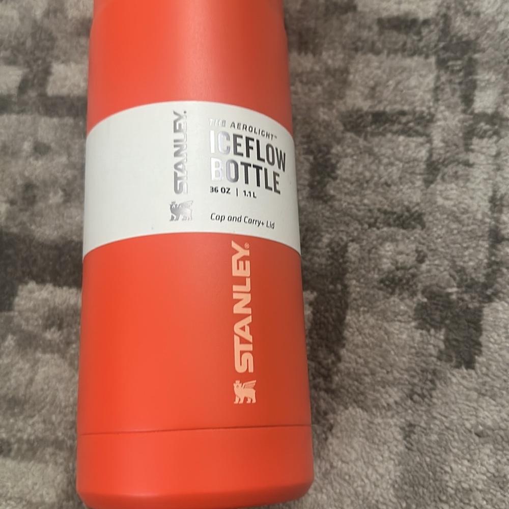 NWT Stanley The Aerolight IceFlow Bottle - Picture 2 of 7